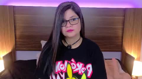 daniellerain online show from July 26, 2026, 5:09 pm