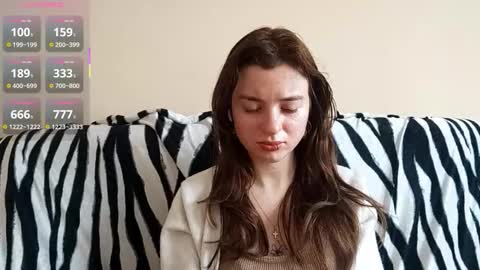 Snapshot of daniellevaulet chatting on January 15, 2026, 7:13 am Mia online show from January 15, 2026, 7:13 am
