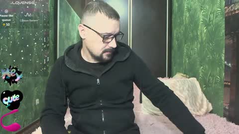 Snapshot of danielocool chatting on December 14, 2024, 11:07 am DanieloCool online show from December 14, 2024, 11:07 am