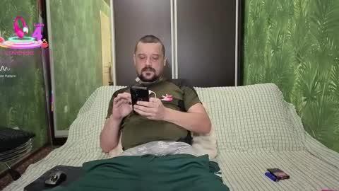 Snapshot of danielocool chatting on October 11, 2025, 8:02 am DanieloCool online show from October 11, 2025, 8:02 am