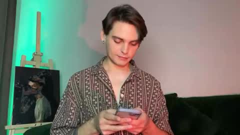 Snapshot of danieltuckerr chatting on November 21, 2025, 5:55 pm danieltuckerr online show from November 21, 2025, 5:55 pm