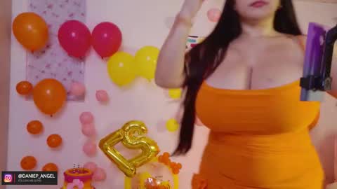 Hi Im Daniela online show from November 4, 2025, 12:43 am