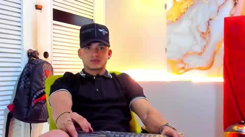 Dani online show from December 16, 2025, 4:06 am