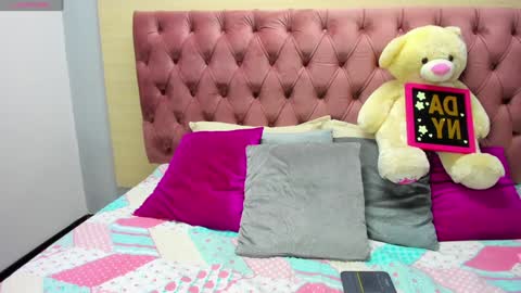 DaniiBelluci  online show from January 19, 2025, 1:43 am