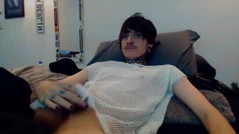 danii online show from October 28, 2025, 2:15 am