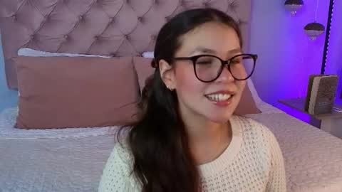 Snapshot of danika_x chatting on August 8, 2026, 2:14 am Danika online show from August 8, 2026, 2:14 am