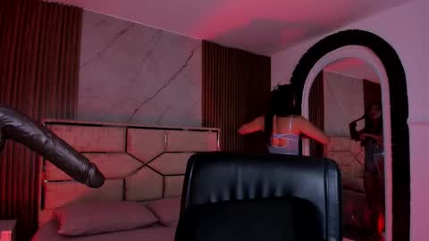 Snapshot of daniphoenixx chatting on November 6, 2025, 3:24 pm Dani Phonenix online show from November 6, 2025, 3:24 pm