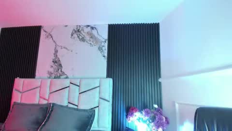 Dani Phonenix online show from March 12, 2026, 11:27 am