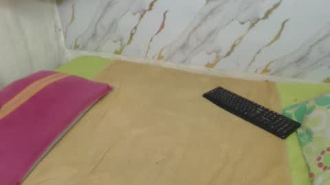 Snapshot of danisha99 chatting on November 26, 2025, 6:20 pm INSTAGRAM Minni Moom online show from November 26, 2025, 6:20 pm