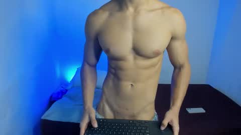 Snapshot of danisus chatting on February 5, 2026, 1:05 pm Danisus online show from February 5, 2026, 1:05 pm