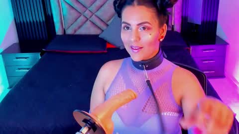 Dani whatson online show from October 10, 2025, 12:31 am