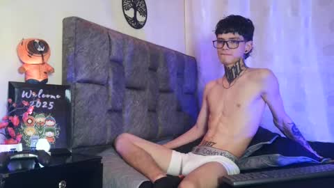 Snapshot of dann_brown chatting on February 19, 2025, 6:10 pm Dann Brown online show from February 19, 2025, 6:10 pm