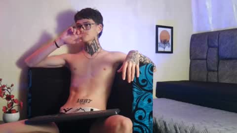 Snapshot of dann_brown chatting on March 11, 2025, 9:48 pm Dann Brown online show from March 11, 2025, 9:48 pm