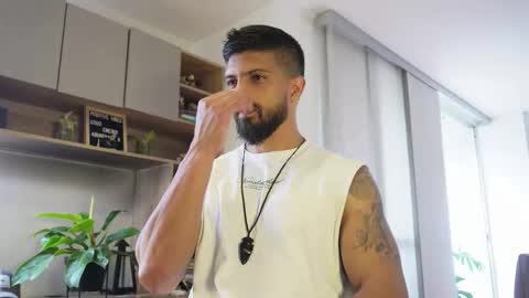 Dann saenz online show from November 14, 2025, 2:27 pm