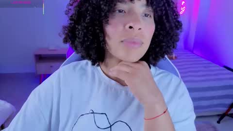 Snapshot of danna_berry chatting on November 18, 2025, 3:05 pm DannaBerry online show from November 18, 2025, 3:05 pm