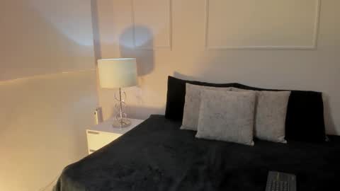 danna_palmeth online show from November 19, 2025, 8:09 pm