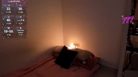Snapshot of danna_rhodesx chatting on May 19, 2026, 7:58 am Danna Rhodes online show from May 19, 2026, 7:58 am