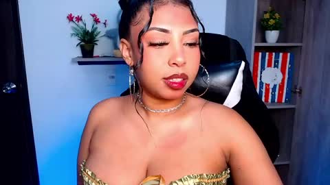 Snapshot of danna_schmidt23 chatting on May 30, 2026, 12:35 pm Danna online show from May 30, 2026, 12:35 pm