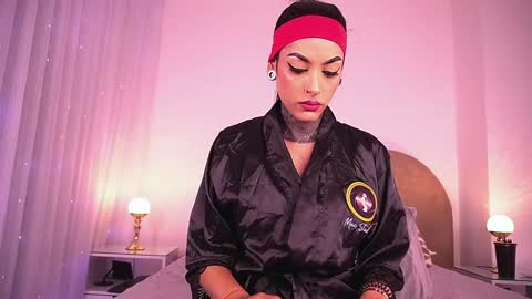 Snapshot of dannaberlin chatting on November 12, 2025, 7:24 pm Danna Berlin online show from November 12, 2025, 7:24 pm