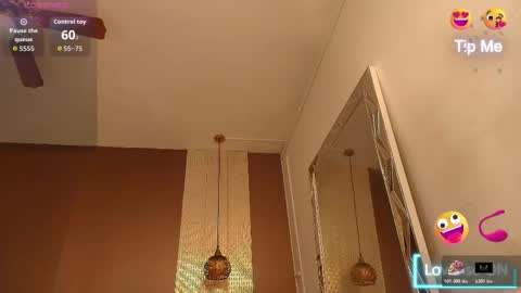 Dannamunoz130 online show from December 22, 2025, 11:40 am