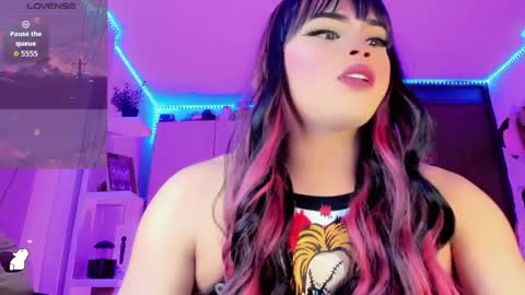 dannadolls online show from March 26, 2026, 7:08 pm