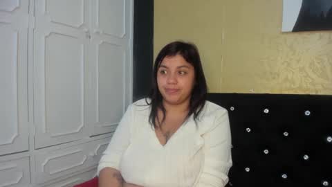 Snapshot of dannagarza chatting on February 11, 2025, 7:54 am Danna Garza online show from February 11, 2025, 7:54 am