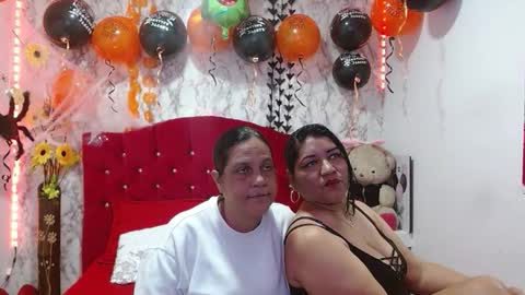 dannalanegra2 online show from October 19, 2025, 3:56 pm