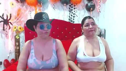 dannalanegra2 online show from October 20, 2025, 4:29 pm