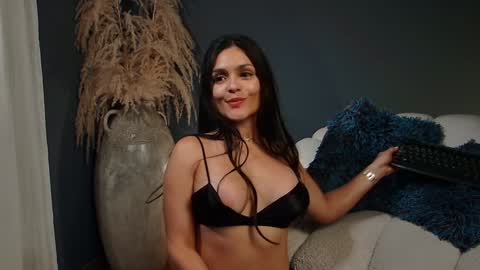 Snapshot of dannalut chatting on January 19, 2025, 3:39 am Danna online show from January 19, 2025, 3:39 am