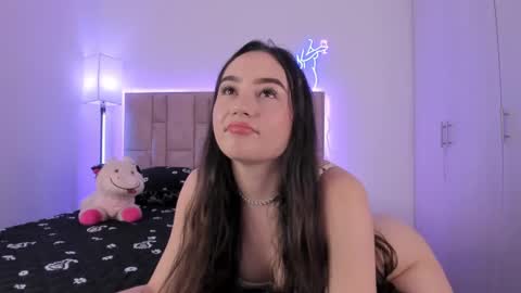 Snapshot of dannate1 chatting on February 1, 2025, 11:48 pm danna online show from February 1, 2025, 11:48 pm