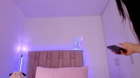 Snapshot of dannate1 chatting on February 16, 2025, 12:41 am danna online show from February 16, 2025, 12:41 am