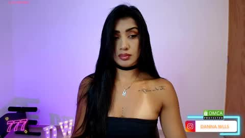 Snapshot of dannawells chatting on April 18, 2026, 1:42 am Danna Wells online show from April 18, 2026, 1:42 am