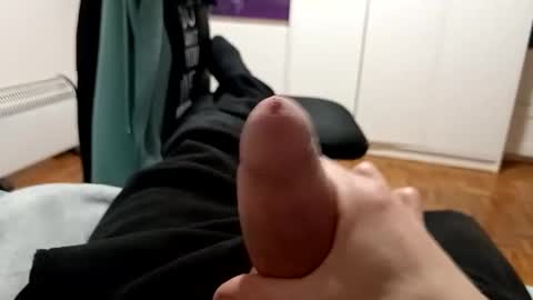 Snapshot of danny66bw chatting on February 14, 2025, 10:04 pm Dani online show from February 14, 2025, 10:04 pm