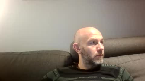 danny81boy online show from October 18, 2025, 7:14 pm