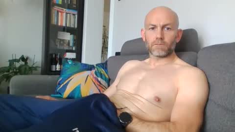 Snapshot of danny81boy chatting on May 29, 2026, 10:02 am danny81boy online show from May 29, 2026, 10:02 am