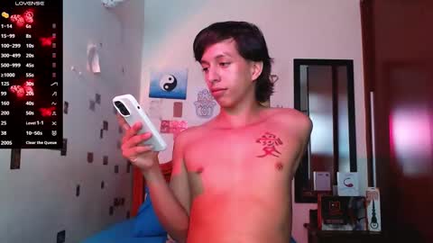 Snapshot of danny__phantom chatting on November 22, 2025, 7:24 pm phantom555 online show from November 22, 2025, 7:24 pm