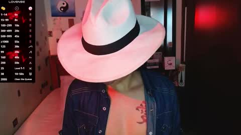 Snapshot of danny__phantom chatting on December 15, 2025, 8:35 pm phantom555 online show from December 15, 2025, 8:35 pm