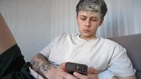 Snapshot of danny_love01 chatting on April 11, 2026, 1:37 pm danny online show from April 11, 2026, 1:37 pm