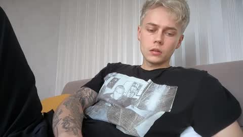 Snapshot of danny_love01 chatting on May 1, 2026, 12:10 pm danny online show from May 1, 2026, 12:10 pm
