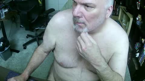 Snapshot of dannybear chatting on March 27, 2026, 5:34 pm Danny bear online show from March 27, 2026, 5:34 pm