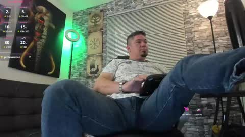 dante_bellini online show from April 15, 2026, 2:24 pm