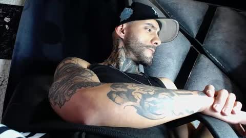 dante_d_angelo_ online show from February 5, 2026, 5:34 am