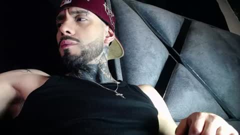 Snapshot of dante_d_angelo_ chatting on June 18, 2026, 8:03 am dante_d_angelo_ online show from June 18, 2026, 8:03 am