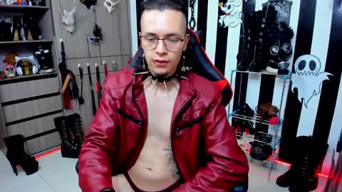 Snapshot of dante_infernos chatting on December 13, 2024, 6:16 pm Dante online show from December 13, 2024, 6:16 pm