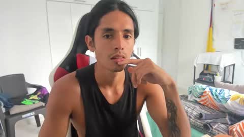 X Dante7373574 online show from October 22, 2025, 3:23 pm