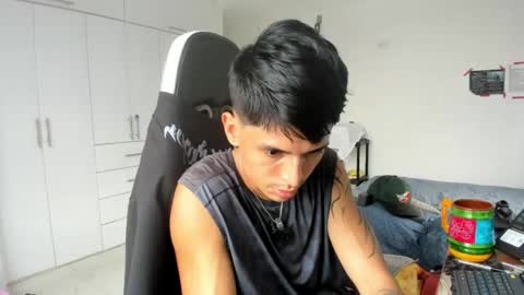 X Dante7373574 online show from April 14, 2026, 9:21 pm