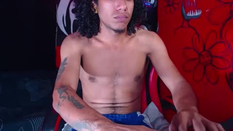 Snapshot of dantehellsingx chatting on November 5, 2025, 1:38 am dantehellsingx online show from November 5, 2025, 1:38 am