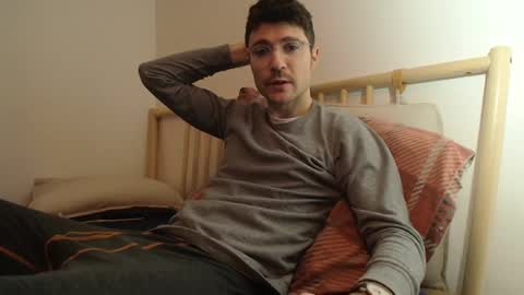 Snapshot of dantheman233 chatting on December 25, 2024, 5:05 pm Daniel online show from December 25, 2024, 5:05 pm