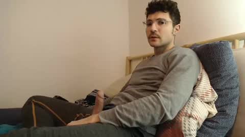 Snapshot of dantheman233 chatting on January 2, 2025, 8:02 pm Daniel online show from January 2, 2025, 8:02 pm