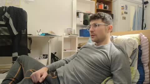 Snapshot of dantheman233 chatting on January 14, 2025, 4:40 pm Daniel online show from January 14, 2025, 4:40 pm